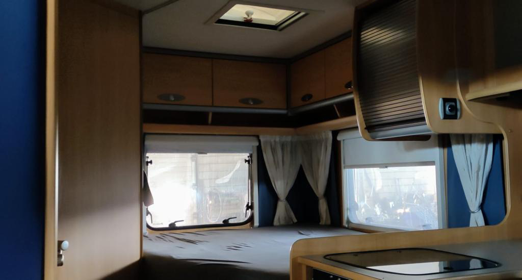 Camperverhuur Valencia Dethleffs Binnen