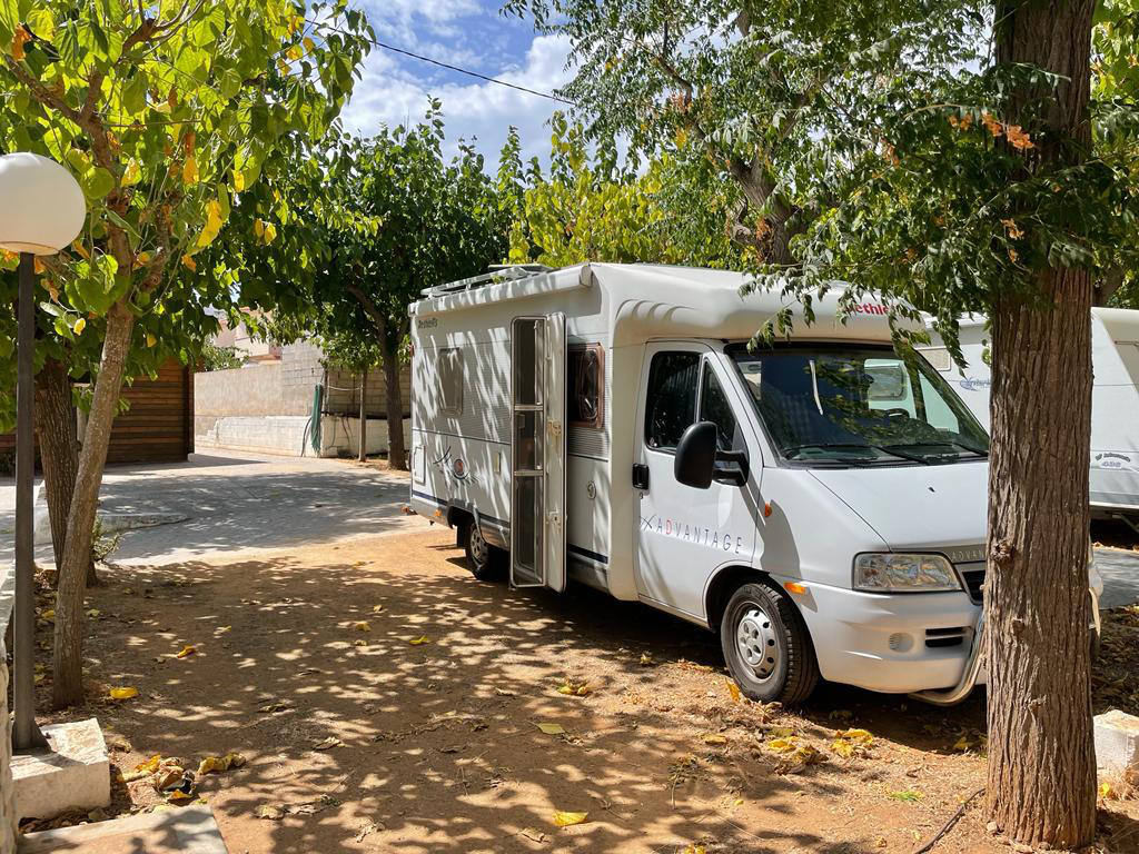 Camperverhuur Valencia Dethleffs Buiten